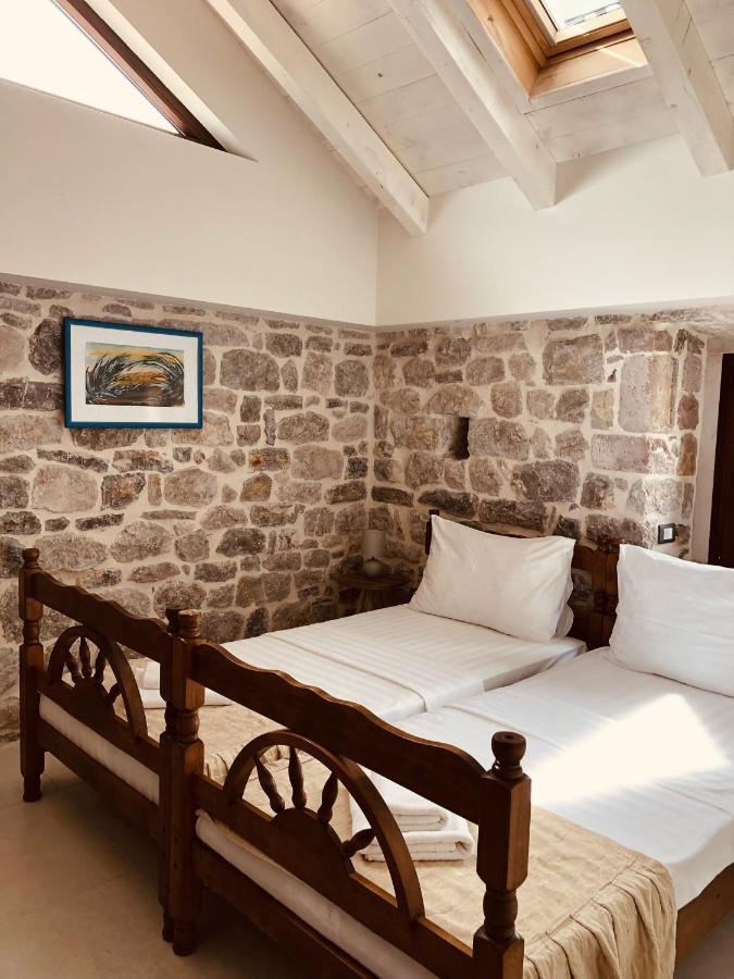 Guesthouse Giraffe Донья-Ластва Экстерьер фото